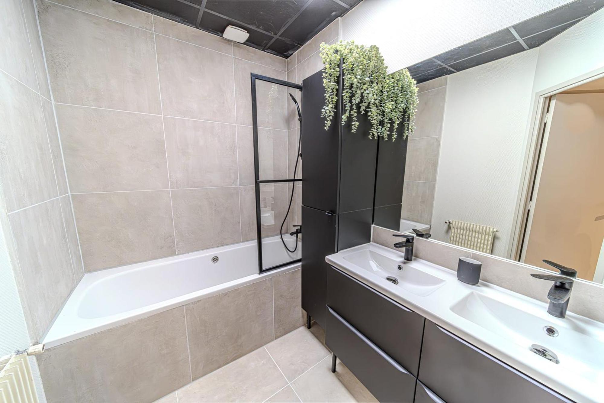 The Grenette Spacious Renovated Apartment 8 People Cordeliers Lyon Dış mekan fotoğraf